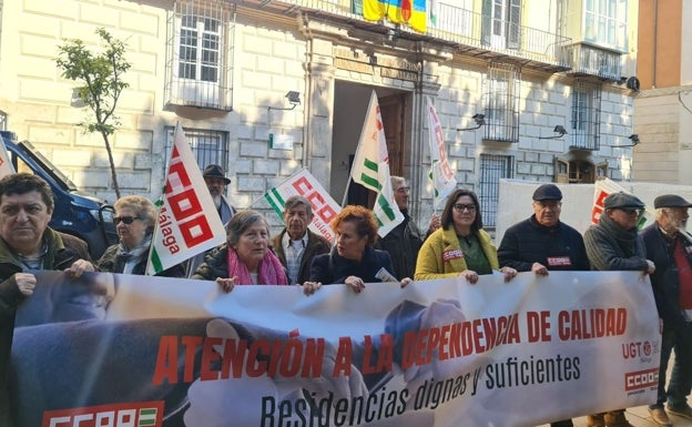 Más de cinco mil malagueños murieron el año pasado esperando la ayuda a la dependencia