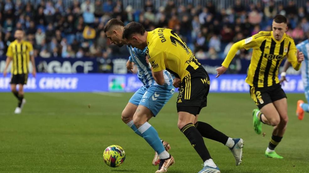 El Málaga pierde en casa con el Oviedo (0-1)