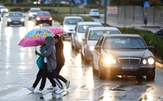 Activan la alerta naranja por fuertes lluvias en Málaga desde esta medianoche