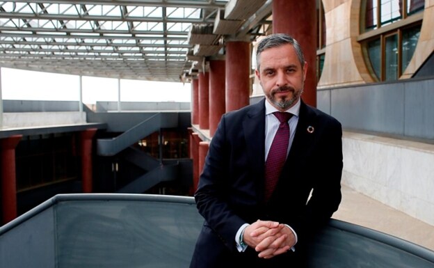 Juan Bravo dejará esta semana el Parlamento de Andalucía
