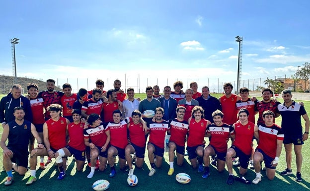La selección española de rugby 7 prepara las series mundiales en Rincón de la Victoria