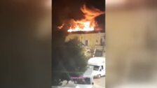 Quince vehículos calcinados en un incendio de un camping en Mazarrón, Murcia