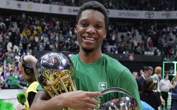 Carter gana el MVP de la final tras una segunda parte sensacional