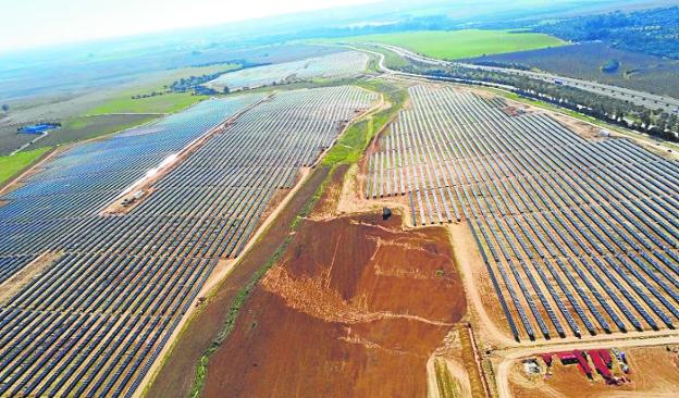 Málaga duplica en una década sus instalaciones de energía renovable