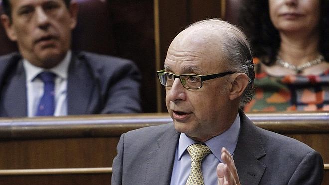 Montoro devolverá la paga extra de 2012 a los funcionarios pero no precisa fecha