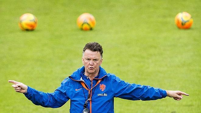 Van Gaal recupera la mano de hierro para el Manchester United