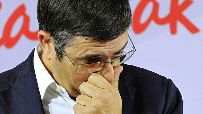 Patxi López abandona la secretaría general del PSE