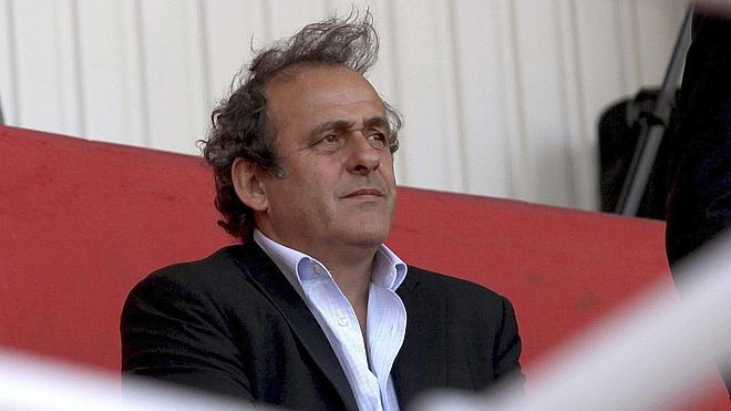 Platini: «Los rumores sin fundamento buscan ensuciar mi imagen»