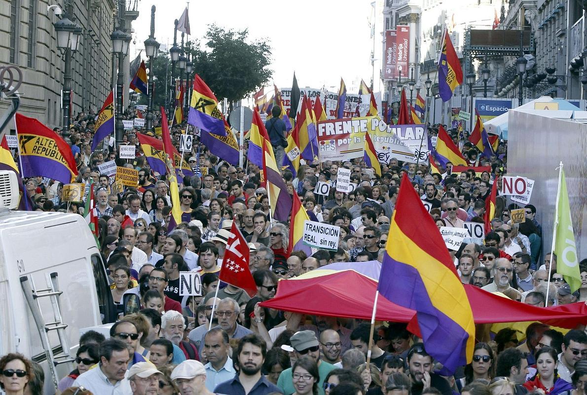 La Policía impedirá exhibir banderas republicanas en el desfile de Felipe VI