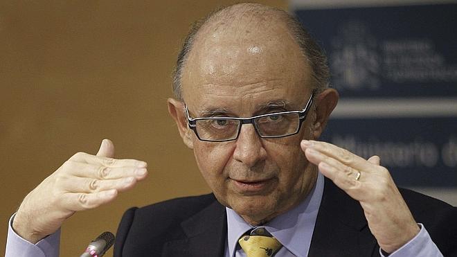 Montoro amplía el plazo para devolver las liquidaciones negativas de Ayuntamientos