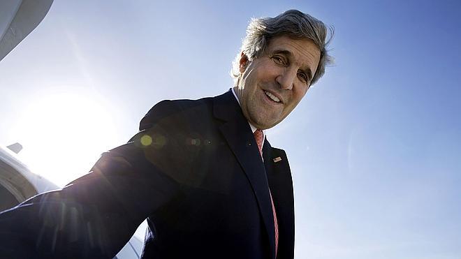 Kerry llega a Kabul para reforzar el acuerdo electoral