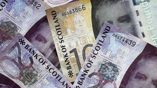 El HSBC afirma que la indepencia de Escocia provocaría «fugas de capitales»