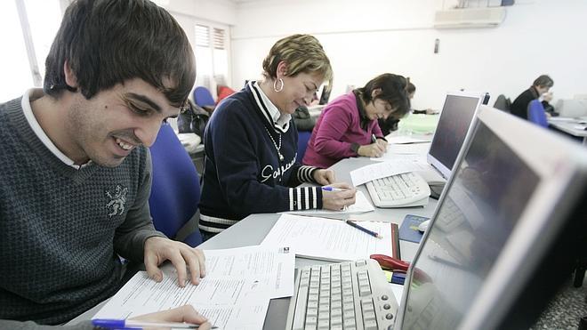 El Gobierno modifica la normativa sobre los cursos de formación tras el fraude en Andalucía