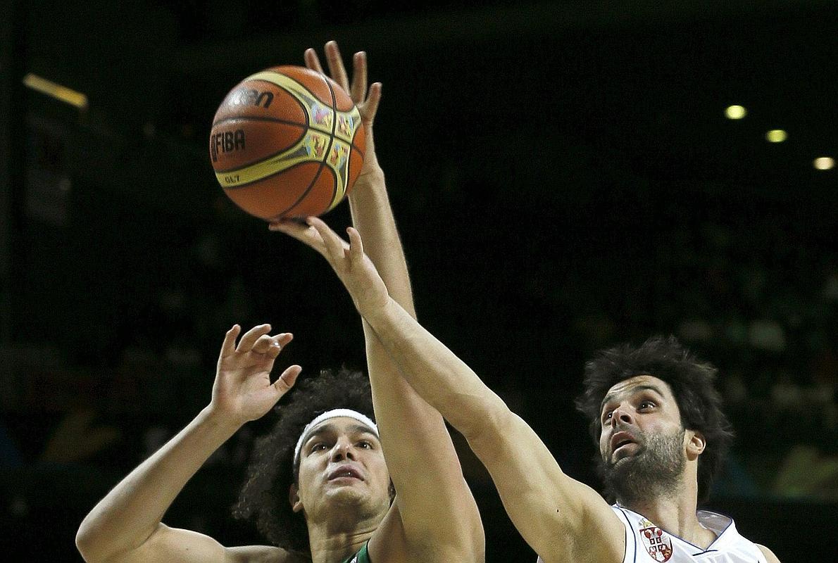 Teodosic ejecuta a Brasil