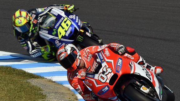 Dovizioso sorprende con la 'pole' de MotoGP