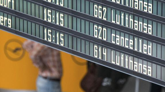 Lufthansa cancela 104 vuelos con España por la huelga de pilotos