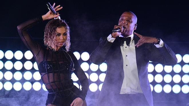 Beyoncé vuelve a pisar fuerte en los Grammy