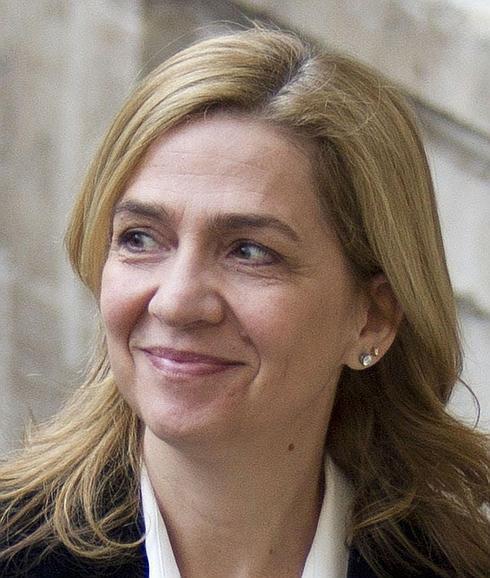 La infanta Cristina ve «inadmisible» sentarse en el banquillo sin que le acuse la Fiscalía