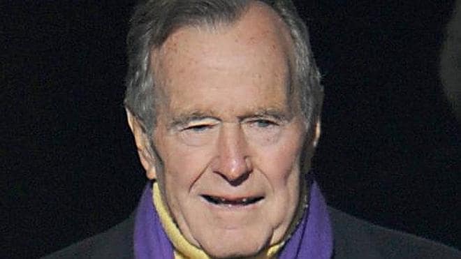 George Bush padre, hospitalizado por problemas respiratorios