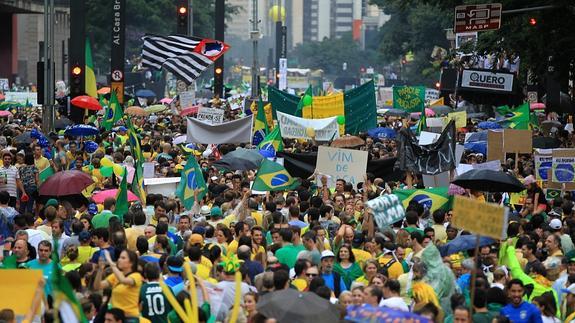 El Gobierno brasileño insta al diálogo tras las multitudinarias protestas