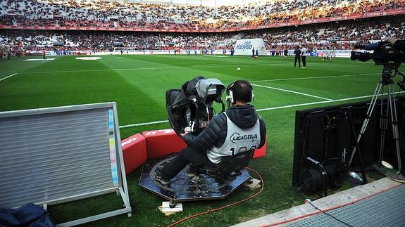 La FEF apoya la venta conjunta de los derechos televisivos