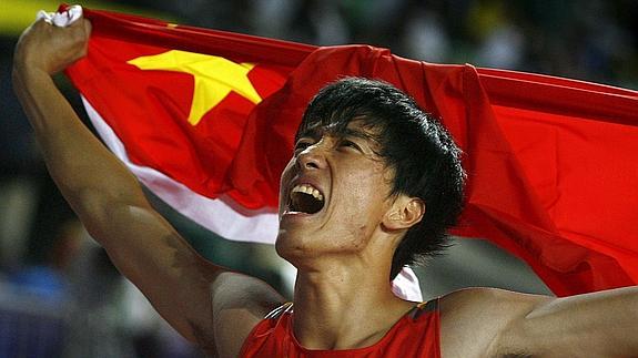 El campeón olímpico Liu Xiang hace oficial su retirada