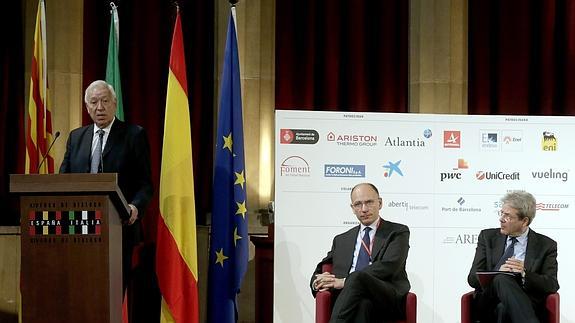 Margallo califica a Podemos, Ciudadanos y al independentismo como experimentos peligrosos