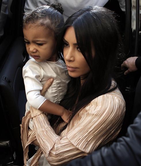 Kim Kardashian y Kanye West bautizan a su hija en Jerusalén