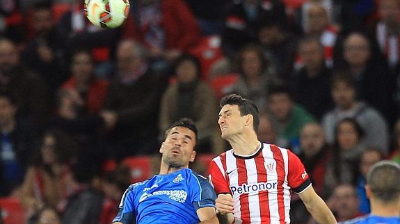 Aduriz atormenta al Getafe