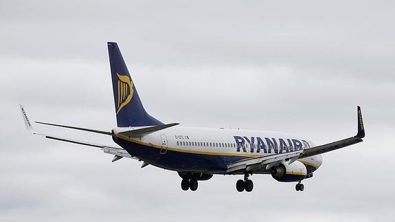 Los trabajadores de tierra de Ryanair convocan huelga indefinida en Madrid