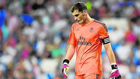 Casillas, salida en falso al mercado