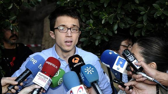 Errejón tiende la mano a alianzas en Galicia, pero con Podemos como «eje articulador»