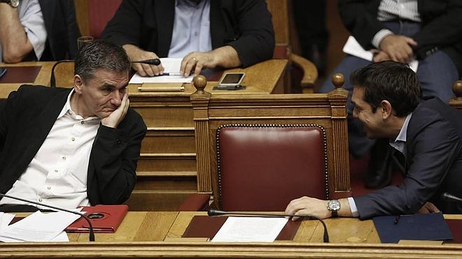 La Troika y Atenas inician negociaciones para el tercer rescate