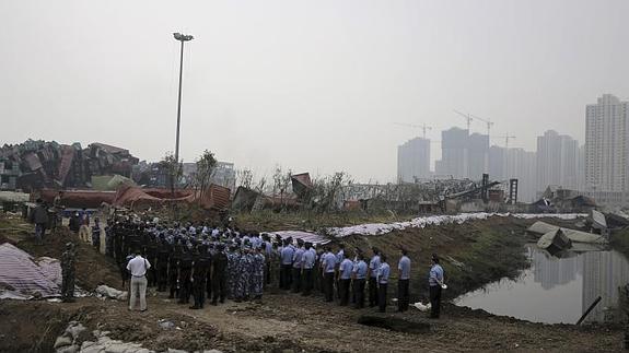 Detenidos el presidente y el vicepresidente de la empresa propietaria del almacén de Tianjin