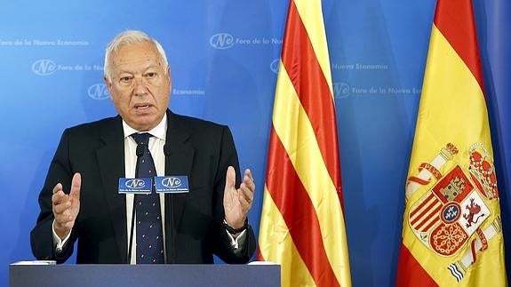 Margallo defiende la reforma de la Constitución para encajar a Cataluña y cederle IRPF