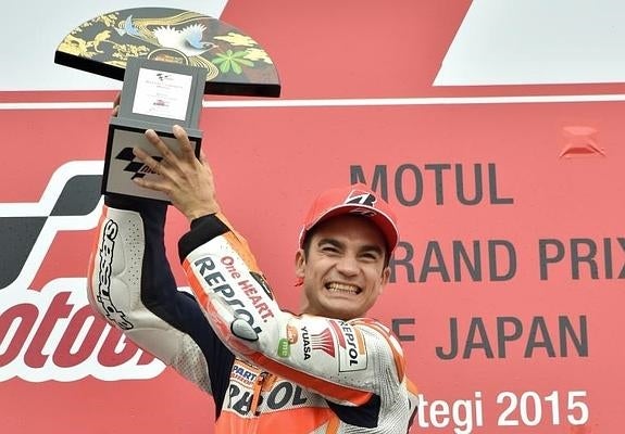 Pedrosa domina y Rossi asesta un golpe a Lorenzo