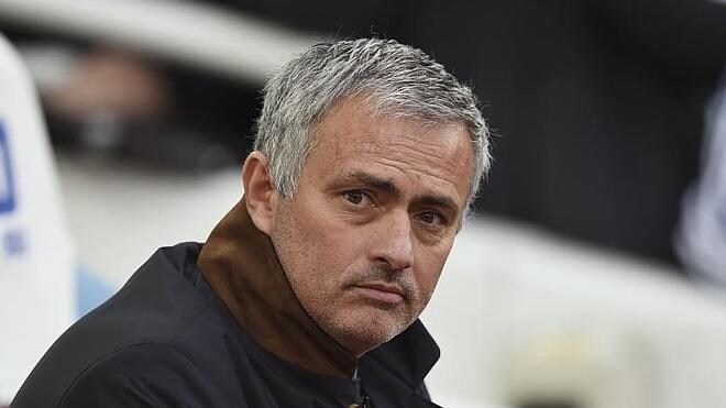 El Chelsea agrava su crisis y Mourinho pierde los nervios