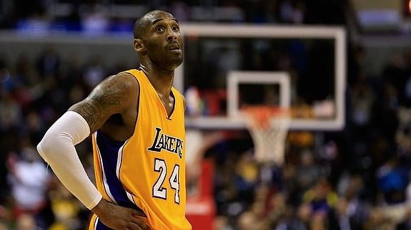 Kobe Bryant, en el vía crucis de su retiro o resurrección