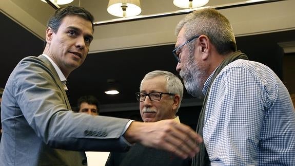 UGT y CC OO piden a Pedro Sánchez que derogue la reforma laboral