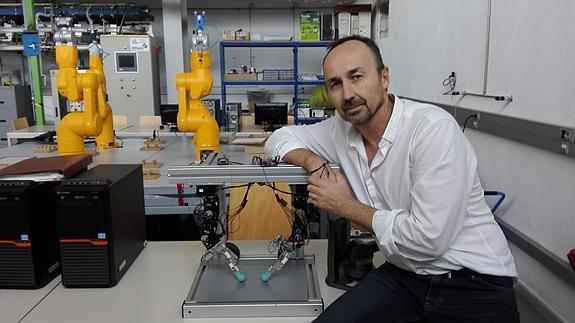 Diseñan un simulador de robots quirúrgicos que recrea las condiciones del cirujano