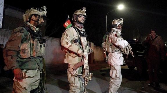 Los gobiernos del PSOE y del PP desoyeron los avisos sobre el peligro de la embajada de Kabul