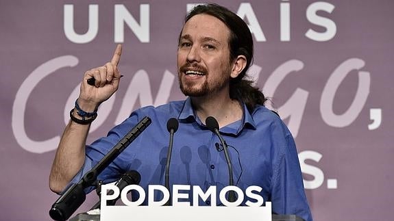 Pablo Iglesias condiciona su apoyo al PSOE al derecho a decidir