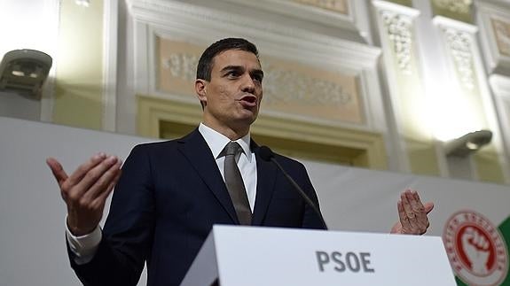 Pedro Sánchez se reúne con Albert Rivera buscando un acuerdo con Ciudadanos