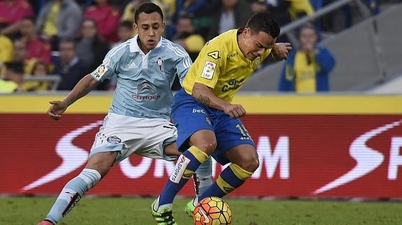 Las Palmas vuelve a salvarse en el último minuto