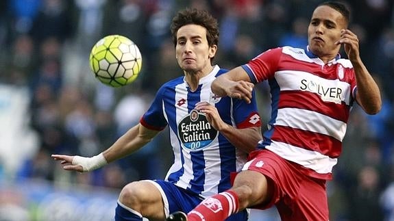 El Granada se lleva el triunfo de Riazor