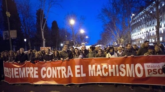 Iglesias y Sánchez coinciden en la manifestación del Día de la Mujer Trabajadora