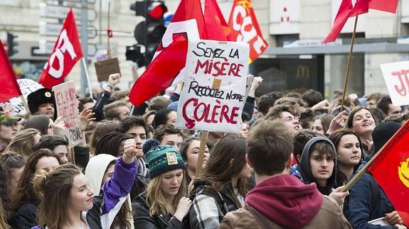 Huelga de estudiantes en Francia contra la reforma laboral