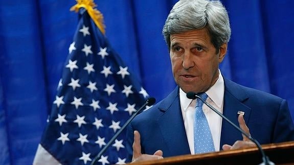 Kerry anuncia en Irak que la coalición «aumentará la presión» contra Daesh