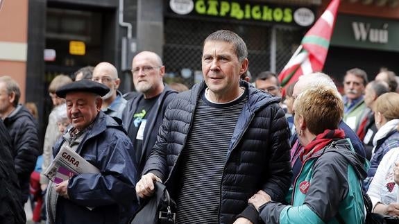 VOX denuncia a Otegi por «pasearse por los platós» justificando los crímenes de ETA