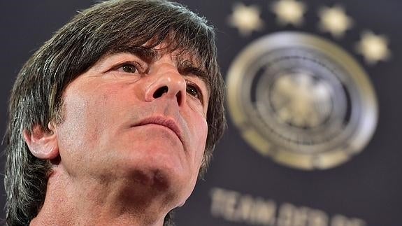 Löw se plantea ir a España o Inglaterra cuando deje la selección
